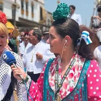 Huelva para nacer, Sevilla para morir.
Caminar con María hacia Cristo. Aspirante a periodista
ig: beatrizmrtiing_