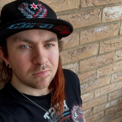 British/Irish | They/Them | 25 | Nerd as a career | Also an Editor | “If I can be even a little help (…) that’s my image of happiness” - JoJolion