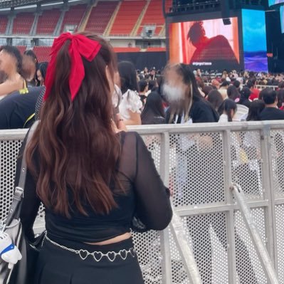 myyaugust's profile picture. 𝑀𝑦 𝑙𝑖𝑓𝑒 𝑤𝑖𝑡𝘩𝑜𝑢𝑡 𝑦𝑜𝑢 𝑖𝑠 𝑎 𝑚𝑖𝑠𝑒𝑟𝑦 (՞ ܸ. .ܸ ՞)♡