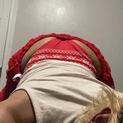 JFFs coming soon 😌 but still hit the dms for content/customs and other freaky shit.