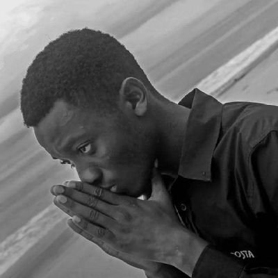 Samuelmambiela's profile picture. Serviteur de Dieu✝️
Médecine🩺
Littérature 📙
Écriture ✍️
Congolese man🇨🇩