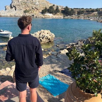 HarryJackS88782's profile picture. South stand ST Holder #LevyOUT #TimeForChange