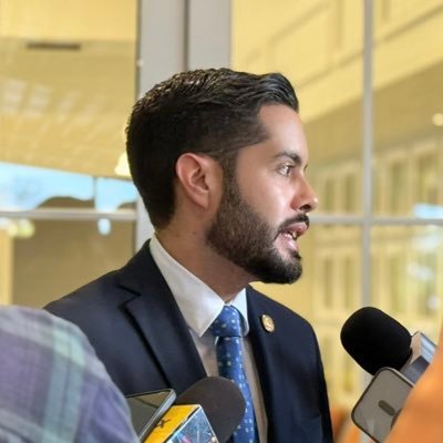 Embajador de Nicaragua ante El Salvador / Guatemala / Belice
IG: @luisivanbriones