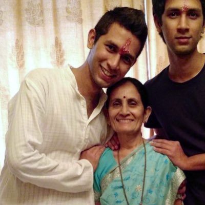 apurvathinkgood's profile picture. 