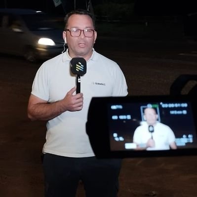 Periodista de radio @nandutí #1020AM
Afloja lo que aprieta mi corazón y hazme salir de mis angustias
Salmo 24, 17