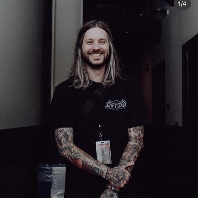 Tattoo Flash Maker | Creative Director @badomenscult | davisrider@gmail.com 📩 | Click below to buy prints 👇🏻