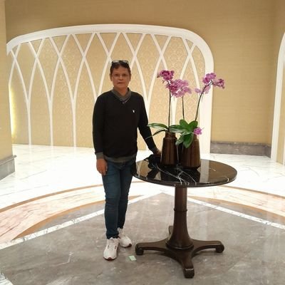 CarlitoRom33486's profile picture. 