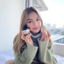 👗 Fashion Designer | Redefining Elegance with Every Design 💫
From sketch to runway, I strive to create fashion that empowers and inspires🚫PORN🚫Scam