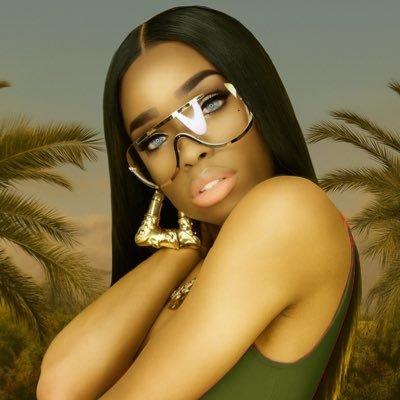 Glam, grit, no labels. no rules. NOT a phase, a phenomenon. building a brand, breaking the mold. 📍seen, booked, remembered. #Mxlibu No DollFace.
