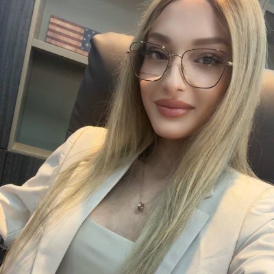 anna_devis3547's profile picture. Soul with dreams, a heart full of fire and a mind set to conquer.