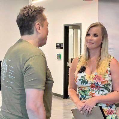 Guiding Elonmusk's vision for a better future through SpaceX, Tesla, Neuralink, and more. & I Tech enthusiast, dream chaser,and innovation
