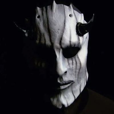 BurberryDevil's profile picture. #BetterThanYou -- @MeanerThanYou