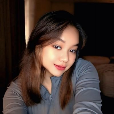 Niiiiaaaa__'s profile picture. pernah kau janjikan hidup bahagia, tapi kau beri hidup menderita