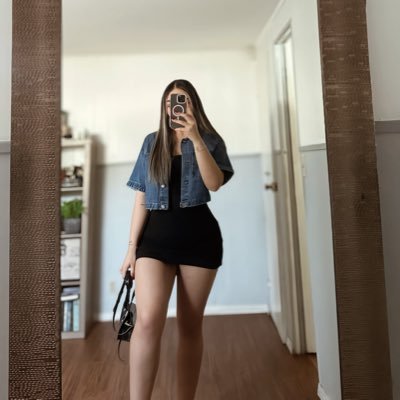 andygodinezz's profile picture. 