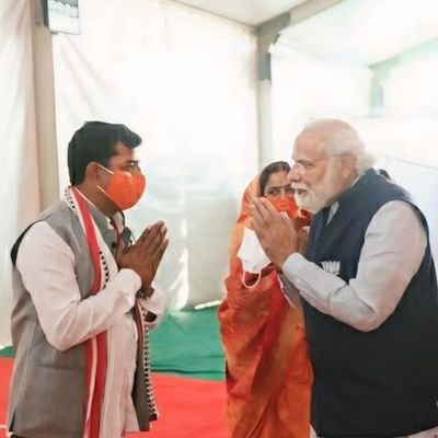 manoj48816's profile picture. 