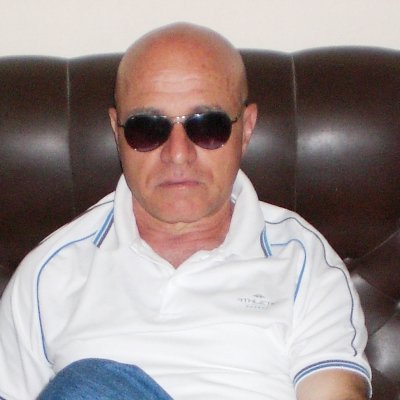 Doc_Mouh's profile picture. «Que celui qui n'a jamais péché me jette la première pierre.»