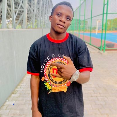 Salut à tous je suis à la recherche de riche celui qui a besoin d’aider les autres contacter moi svp mon numéro whatshapp ce 0979320650 Djems olela tjrs libanga