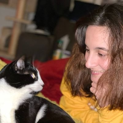 ffatimawrites's profile picture. Musings on life, motherhood, wordles, and anything that made me think, remember, or smile. I write about grief a lot 🕊🕯 
#vss365 #writingcommunity #swiftie