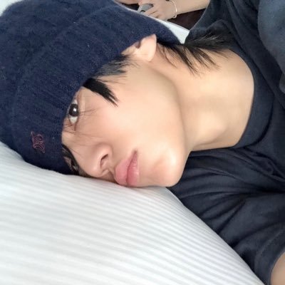 toocooltoswag's profile picture. 