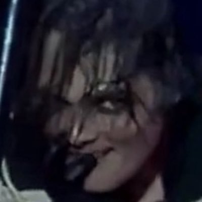 angelicfrcake's profile picture. all hail the rat king. chaotic (((good vibes)))