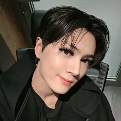 Urlope_jiee's profile picture. 