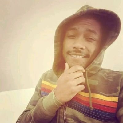 crustdunderwear's profile picture. idc about you guys 

i really like roblox youtubers dont kill me