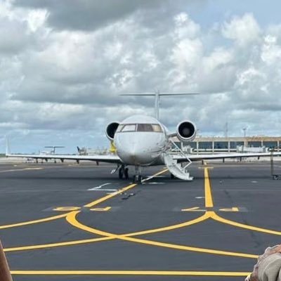 investsx100's profile picture. Just here to provide