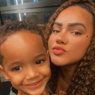 agathattnv's profile picture. Saudade eterna #tiamary 🖤🥀