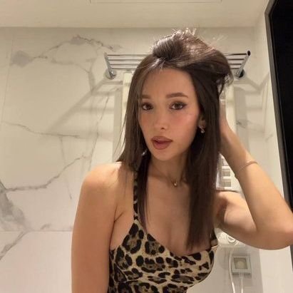 Lesly7576's profile picture. je suis en plein forme  .  Je veux faire connaissance.  Ecrie moi sur Telegram @lesly7677
https://t.co/vUsRivxgCl