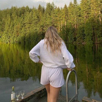 salh190099's profile picture. 