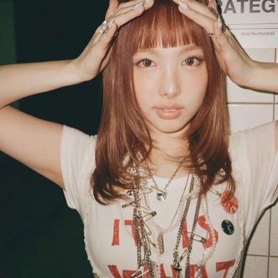 0ooolongT3a's profile picture. 🩵ヒロアカとベルセルク中心に集めてるナヨンペン🩵🐰