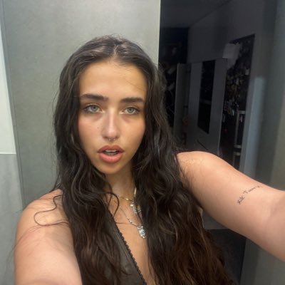 emmacmsn Profile Picture