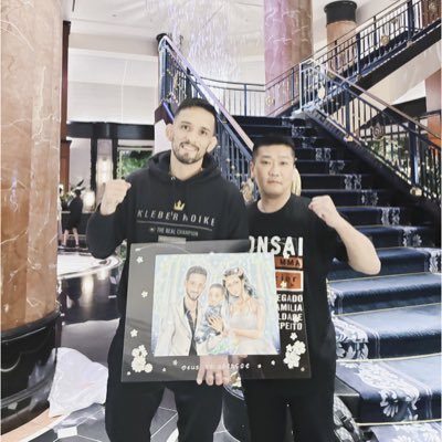 第六代RIZINフェザー級王者👑クレベルコイケAS クレベルファンクラブ入会はコチラhttps://t.co/sMLDunSaEk ギレルメナカガワ・佐藤ゆうじ・河合亮MG/ヒロヤマニハ・ラファエルリベイロ・アリアンナカハラSP 案件はDM下さい!