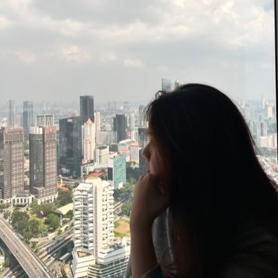 CorneliaNatasya's profile picture.  I’m cool, but global warming made me HOT 🔥🔥💦