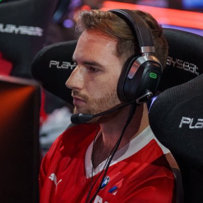 Professional Esports Driver for @mousesports - 3x ADAC GT Masters Esports Champion - DTM Esports Champion - Discord https://t.co/fF2CSMUY6u