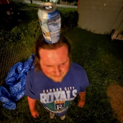 RileyMetcalf3's profile picture. frequent skipper of leg day