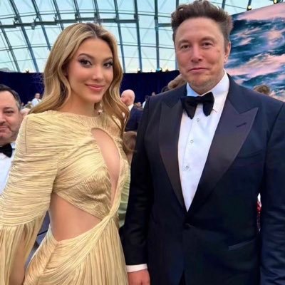 spacexlorena5's profile picture. Guiding @ElonMusk's vision for a better future through Spacex, Tesla, Neuralink, and more. & I Tech enthusiast, dream chaser, and innovation