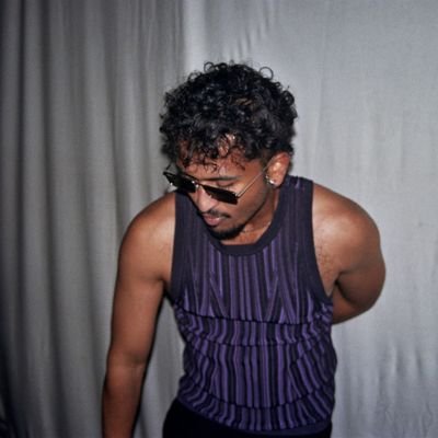 SureYeaah's profile picture. 🧑‍🍳🤖🌉 Absurdist goofing around