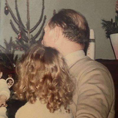 Passionnée d'infos et amoureuse des livres, supportrice du Stade Toulousain. Féministe revendiquée. Et véritable admiratrice de la famille royale #teamKate