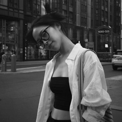 humorrxis's profile picture. 🔞