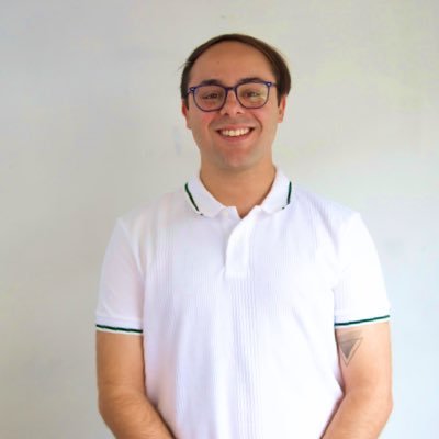 | Profesor de Derecho | Diplomado en Formación Política |