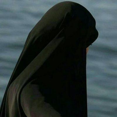 ShahZhra1274's profile picture. تو هنر متعهد مکتب آوینی هستی.... :)