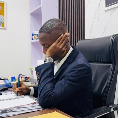 atanda_abiolaj's profile picture. Real Estate Broker 📍 @theabiolarealty