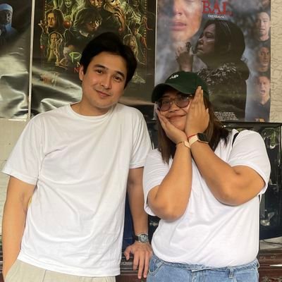 | Jerome Ponce as Juanito Alfonso in ILYS1892 and Zion Magtibay in Para Sa Isa't Isa |
Ponce's fave dowter 🤚| All for JEROME 🫶