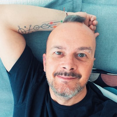 Proud Irish Leprechaun ☘️🏳️🌈🇪🇺 Views my Own, please NO BOTS ffs! 🤦🏻♂️ very happily partnered 👬@ShaunAshmore2 😍❤️🐶