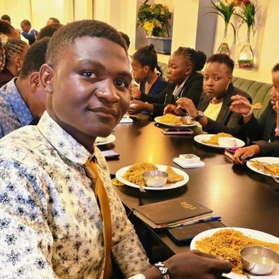 I coach /Mentor people on how to work and make money online. ASAP VIA 0799573161