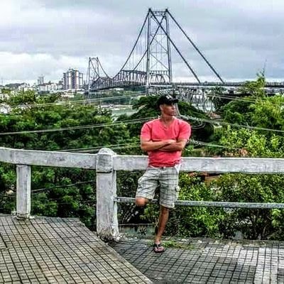 CAMINH0NEIRO42's profile picture. Ao longo de uma estrada, cada curva é uma aventura. Pois nós capota mais não breca.
🇧🇷🇯🇲🇰🇪