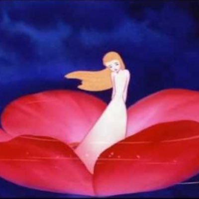 minnieesirachai's profile picture. 