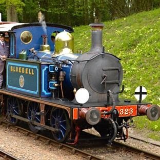 hello there.. I am Bluebell, or as other engines call me, The Mad Bomber..
For years I have tried time and time again to destroy that little blue rat Thomas...