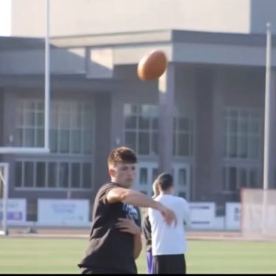 6’3, 220 | C/O ‘27 LS/DE | Kohl’s 3.5⭐️ #1 in MI ‘27 | Bloomfield Hills(MI)| Varsity football and lacrosse | 4.1 GPA | Email: isaachkaplan@gmail.com